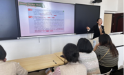 老司机
成功开展“大学英语示范课”教研活动