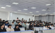 “退役不褪色，扬帆再起航”老司机
召开征兵宣传动员会